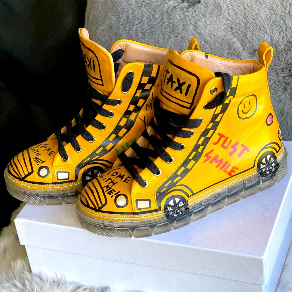 B2 funky yellow sneakers with design US size 7